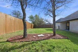 806 Colorado River Dr, Granbury, TX 76048 - Photo 29