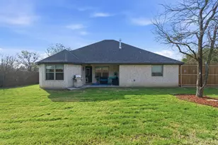 806 Colorado River Dr, Granbury, TX 76048 - Photo 25