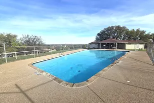 806 Colorado River Dr, Granbury, TX 76048 - Photo 33