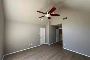 18719 Riverstone Ct, Dallas, TX 75252 - Photo 33