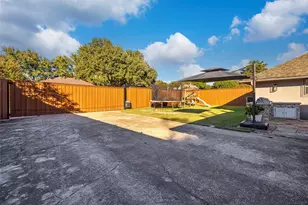 9027 Gunnison Dr, Dallas, TX 75231 - Photo 29