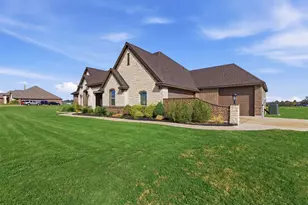 429 Hartley Wy, Azle, TX 76020 - Photo 3