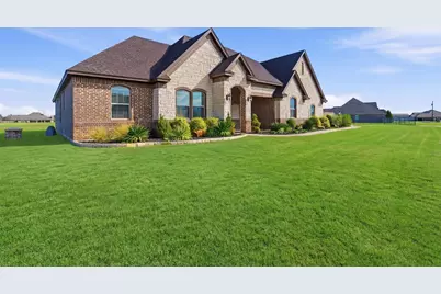429 Hartley Way, Azle, TX 76020 - Photo 5
