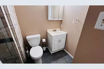 2405 Donna Drive, Grand Prairie, TX 75051 - Photo 15