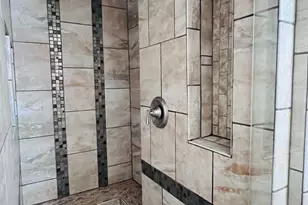 2405 Donna Dr, Grand Prairie, TX 75051 - Photo 17