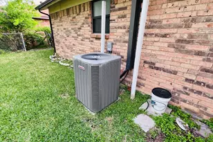 2405 Donna Dr, Grand Prairie, TX 75051 - Photo 29