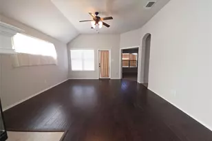 225 Dakota Dr, Waxahachie, TX 75167 - Photo 9