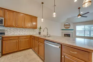 217 Arabian Rd, Waxahachie, TX 75165 - Photo 9