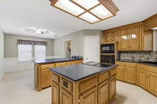 1801 Glenbrook Ct, Bedford, TX 76021 - Photo 11