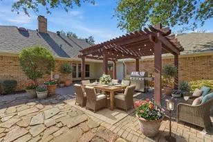 1801 Glenbrook Ct, Bedford, TX 76021 - Photo 33