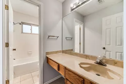 2031 Lansdown Drive, Carrollton, TX 75010 - Photo 11