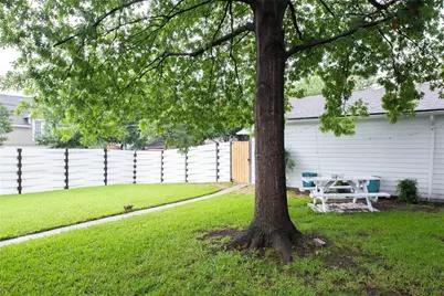 5944 Goodwin Avenue, Dallas, TX 75206 - Photo 15