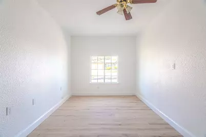 1022 Shenandoah Drive, Arlington, TX 76014 - Photo 13