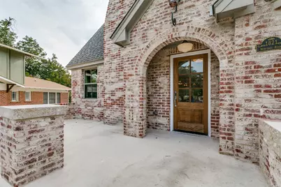 1821 Warner Road, Fort Worth, TX 76110 - Photo 3