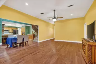 300 Post Ln, Burleson, TX 76028 - Photo 7