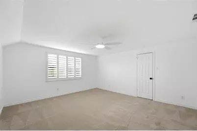 10016 Trailpine Drive, Dallas, TX 75238 - Photo 13