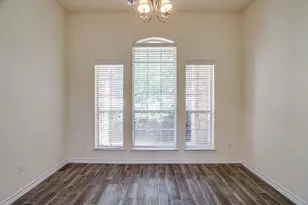 336 Plantation Dr E, Burleson, TX 76028 - Photo 7