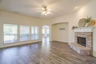 336 Plantation Dr E, Burleson, TX 76028 - Photo 11