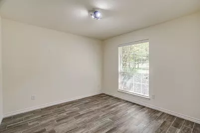 336 Plantation Drive E, Burleson, TX 76028 - Photo 29