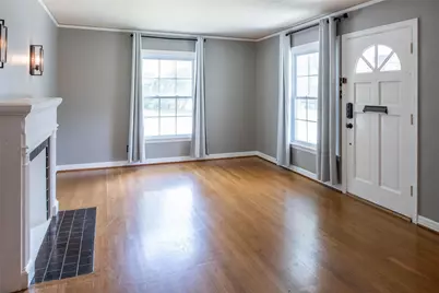 5946 Goodwin Avenue, Dallas, TX 75206 - Photo 3