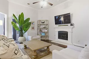 10444 Old Eagle River Ln, McKinney, TX 75072 - Photo 7