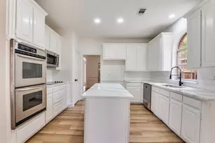 6215 Kingswood Dr, Arlington, TX 76001 - Photo 9