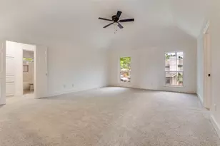 6215 Kingswood Dr, Arlington, TX 76001 - Photo 17