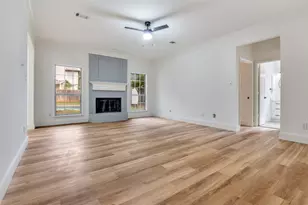 6215 Kingswood Dr, Arlington, TX 76001 - Photo 5