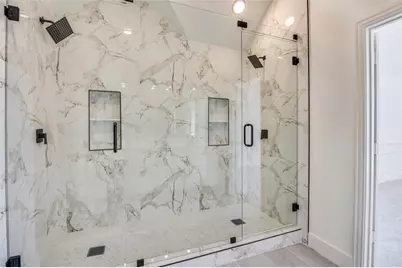 6215 Kingswood Drive, Arlington, TX 76001 - Photo 19