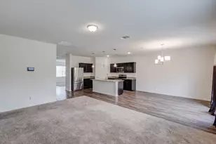 313 Concho River Dr, Glenn Heights, TX 75154 - Photo 7