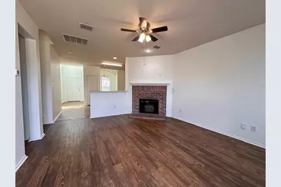 8404 Autumn Creek Trail, Fort Worth, TX 76134 - Photo 5