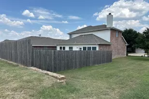 8404 Autumn Creek Trail, Fort Worth, TX 76134 - Photo 17