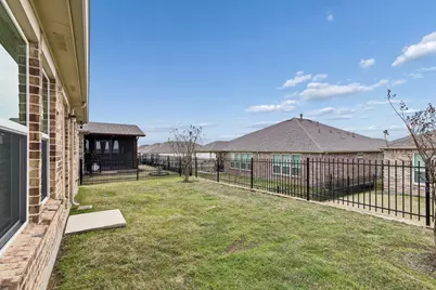 1005 Memorial Drive, Little Elm, TX 76227 - Photo 5