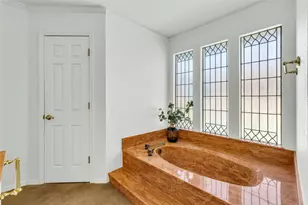 2701 Clearmeadow Ct, Bedford, TX 76021 - Photo 19