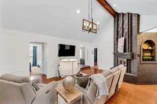 2701 Clearmeadow Ct, Bedford, TX 76021 - Photo 9