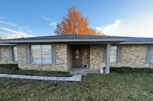 4075 Old Bonham Rd, Paris, TX 75460 - Photo 1