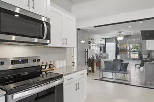 16524 Laguna Vis St, Fort Worth, TX 76247 - Photo 7