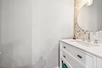 555 Via Amalfi #203, Irving, TX 75039 - Photo 3