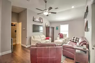 9004 Warren Dr, McKinney, TX 75071 - Photo 7