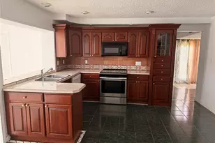 2150 Courtland Cir, Carrollton, TX 75007 - Photo 11