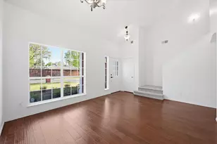 2816 Memorial Dr, Denton, TX 76210 - Photo 9