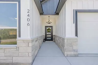 2406 Beverly Drive, Granbury, TX 76048 - Photo 3