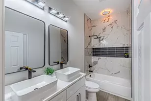 2406 Beverly Dr, Granbury, TX 76048 - Photo 19