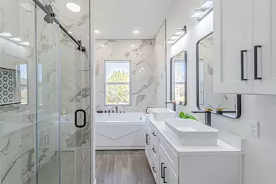 2406 Beverly Drive, Granbury, TX 76048 - Photo 13