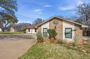 4705 Cimmaron Trail, De Cordova, TX 76049 - Photo 3