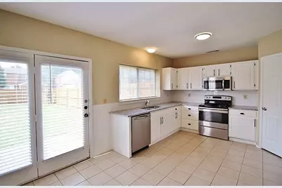 311 Pemberton Place, Cedar Hill, TX 75104 - Photo 7