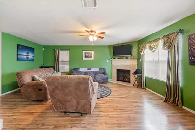 8133 Colbi Lane, Fort Worth, TX 76120 - Photo 9