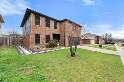 8133 Colbi Lane, Fort Worth, TX 76120 - Photo 3