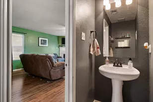 8133 Colbi Ln, Fort Worth, TX 76120 - Photo 11