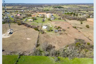 320 Windy Hill Lane, Springtown, TX 76082 - Photo 7